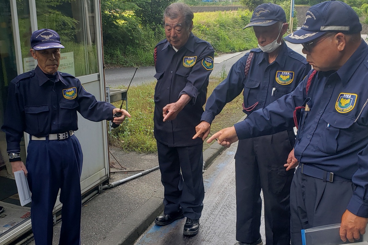 警備員